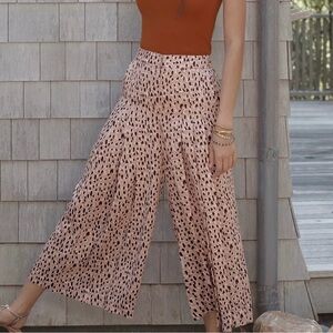 Anthropologie Tan & Cream Leopard 🐆 Boho Maxi Pleated Palazzo Pants